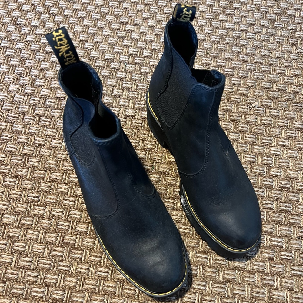 ROMETTY WYOMING LEATHER PLATFORM CHELSEA BOOTS